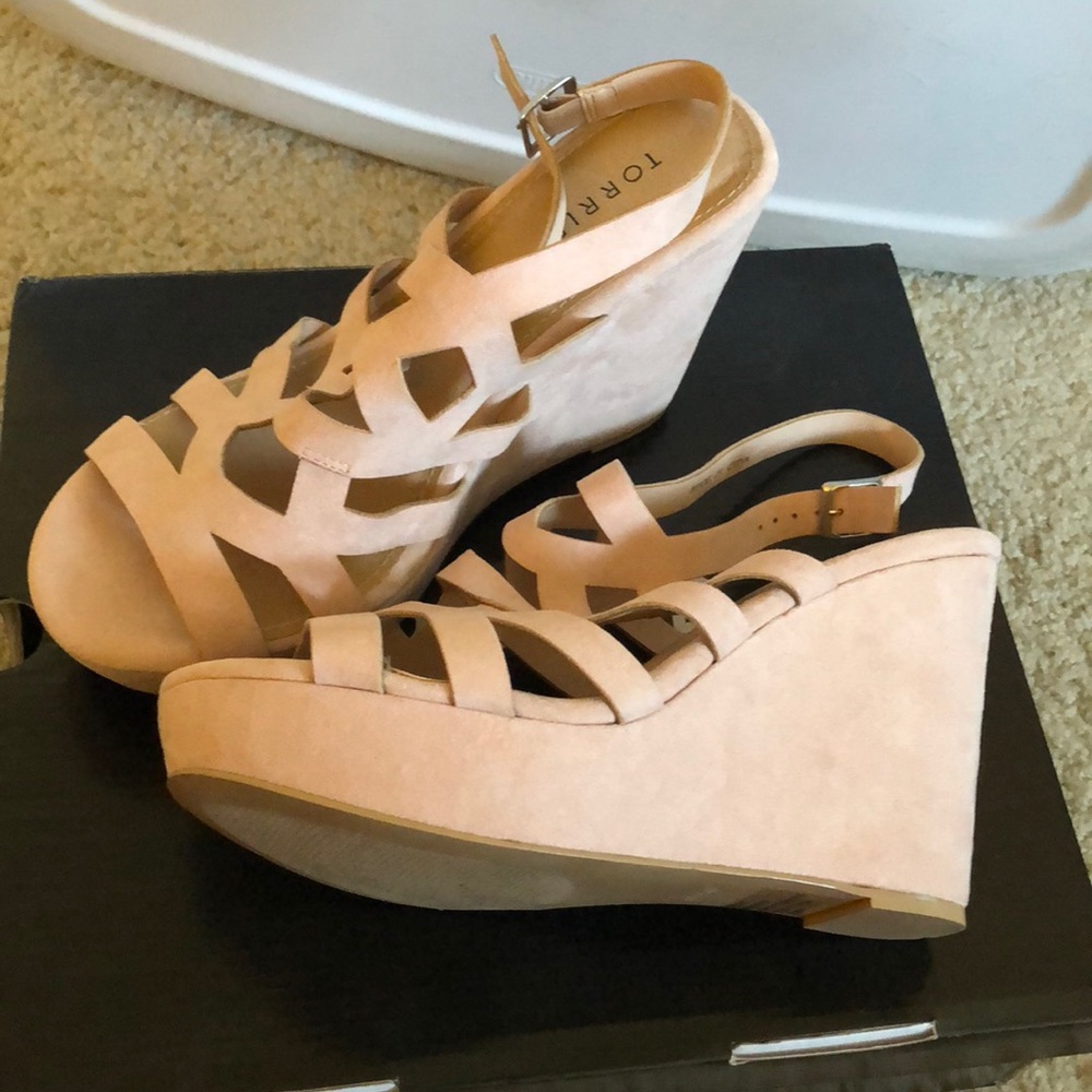 Wedges - Picture 2 of 3